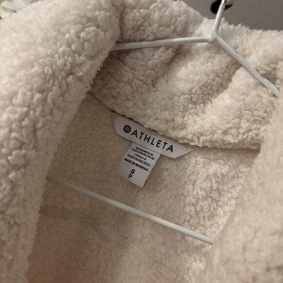 Athleta Cloud Fleece Jacket *barely worn* - Picture 2 of 2